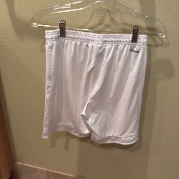 Adidas Classic Kids White Sports Shorts - Picture 7 of 8